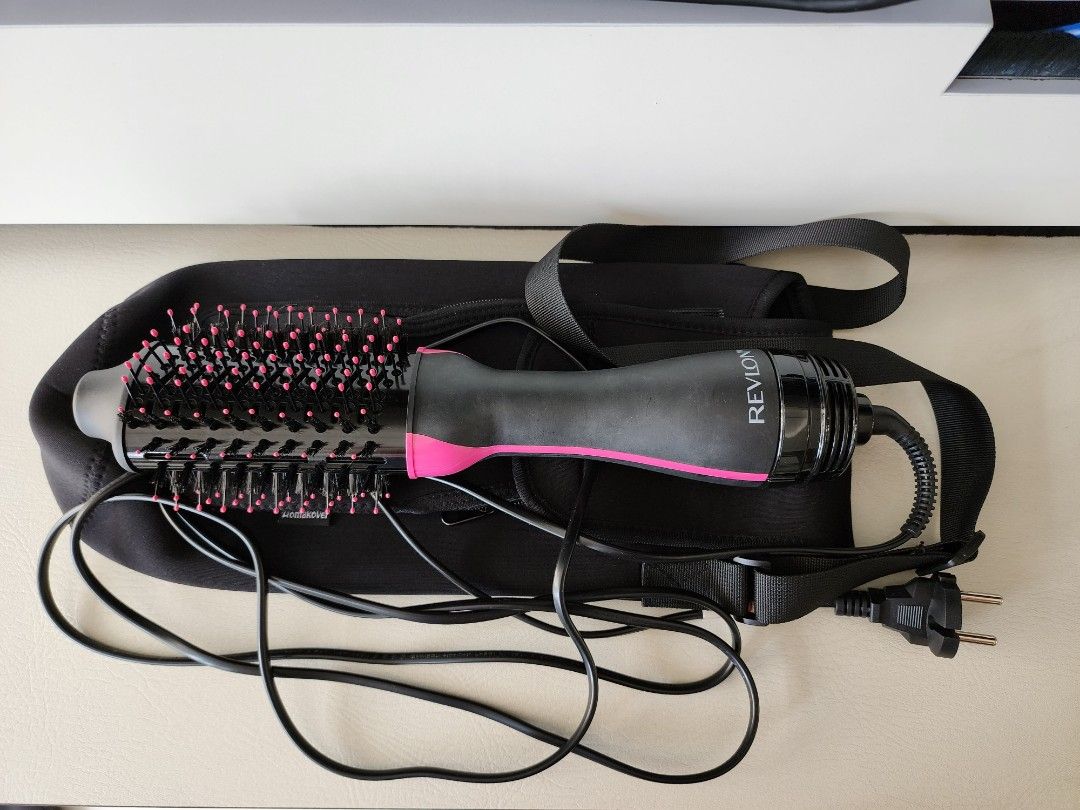 Revlon Hair Brush, Beauty & Personal Care, Hair on Carousell