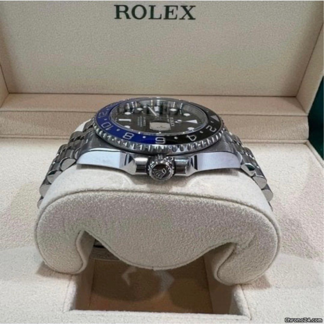 Rolex 2022 gmt master II "batman" jubilee (Category: Luxury Watches) located in Pasig City. Submitted by Watchaholics (Listing ID 1209755087, Image 3). Description: STEAL DEAL ALERT!!!! Rolex 2022 gmt master II "batman" jubilee -ref # 126710BLNR -40mm -unresized and unworn -10/10 condition -jubilee bracelet -last piece onhand For 1.080M sight neg Thanks admin😉 U may contact me @ 09615077138 .