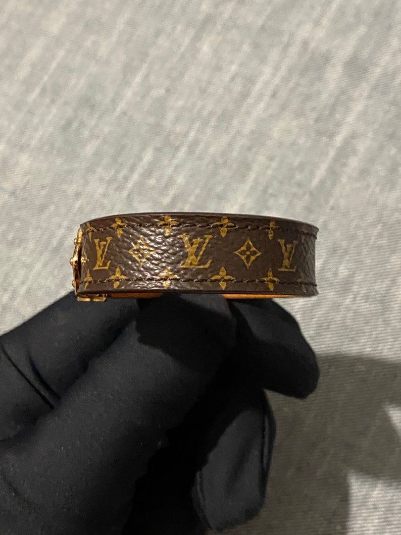 RTP $415) LOUIS VUITTON LV NANO MONOGRAM SPIRIT BRACELET, Luxury