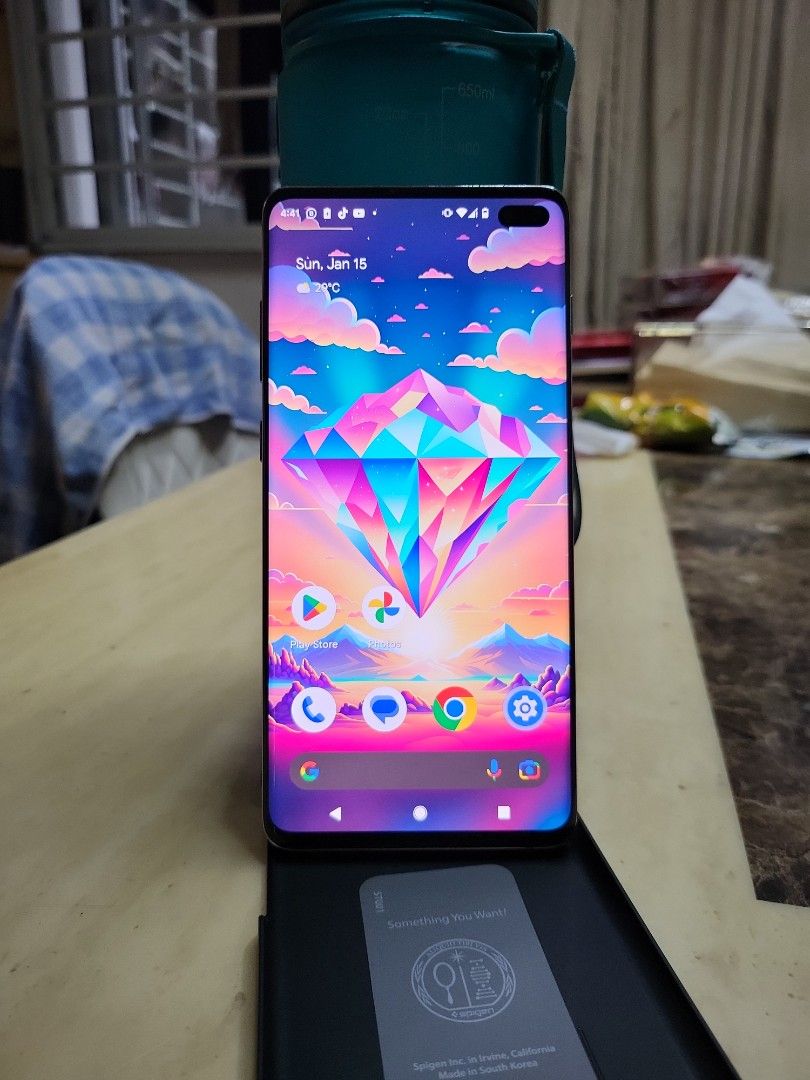 Samsung S10 Plus. ROOTED PE mod to run andorid 13., Mobile Phones