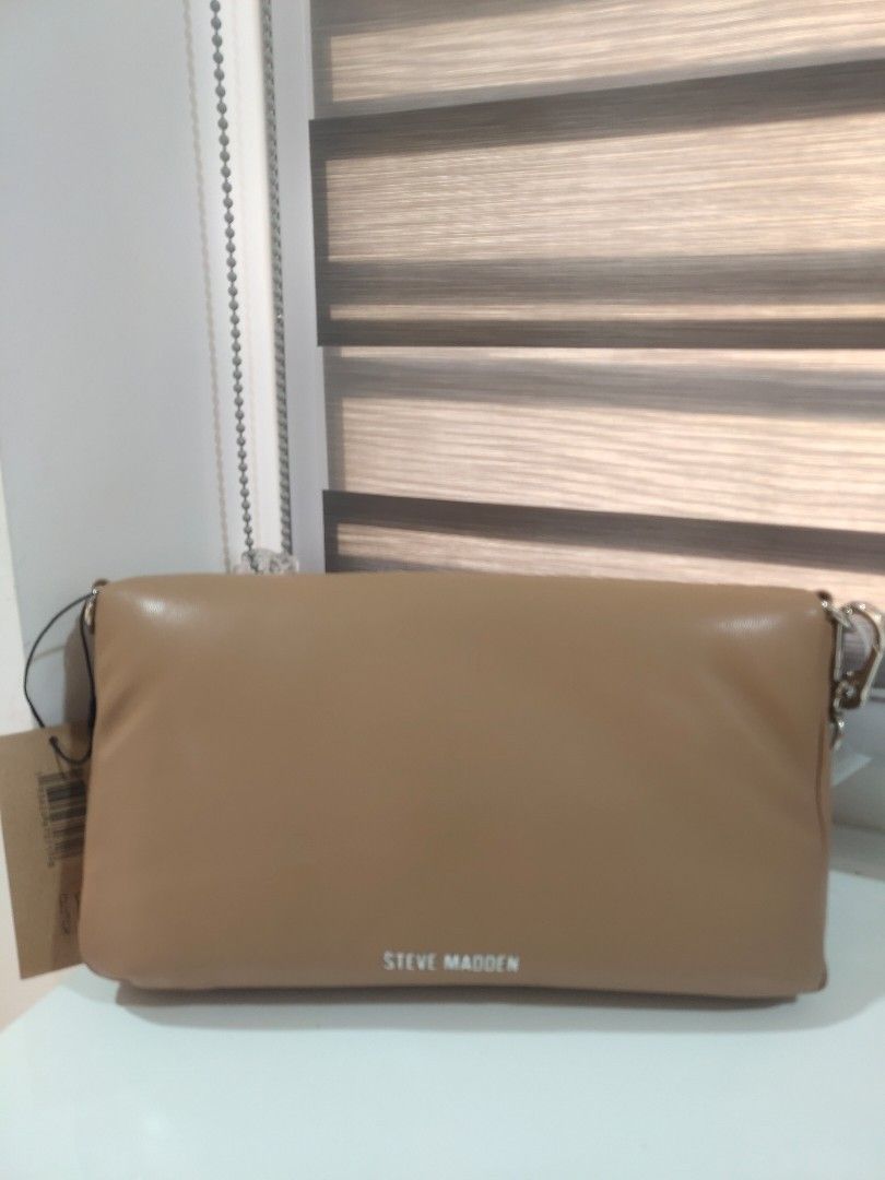 Free shipping hotsell steve madden