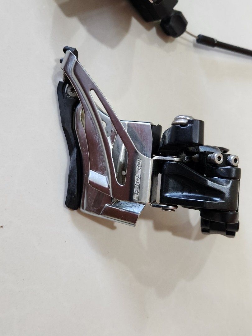 Shimano Deore front derailleur 10 speed, Sports Equipment, Bicycles