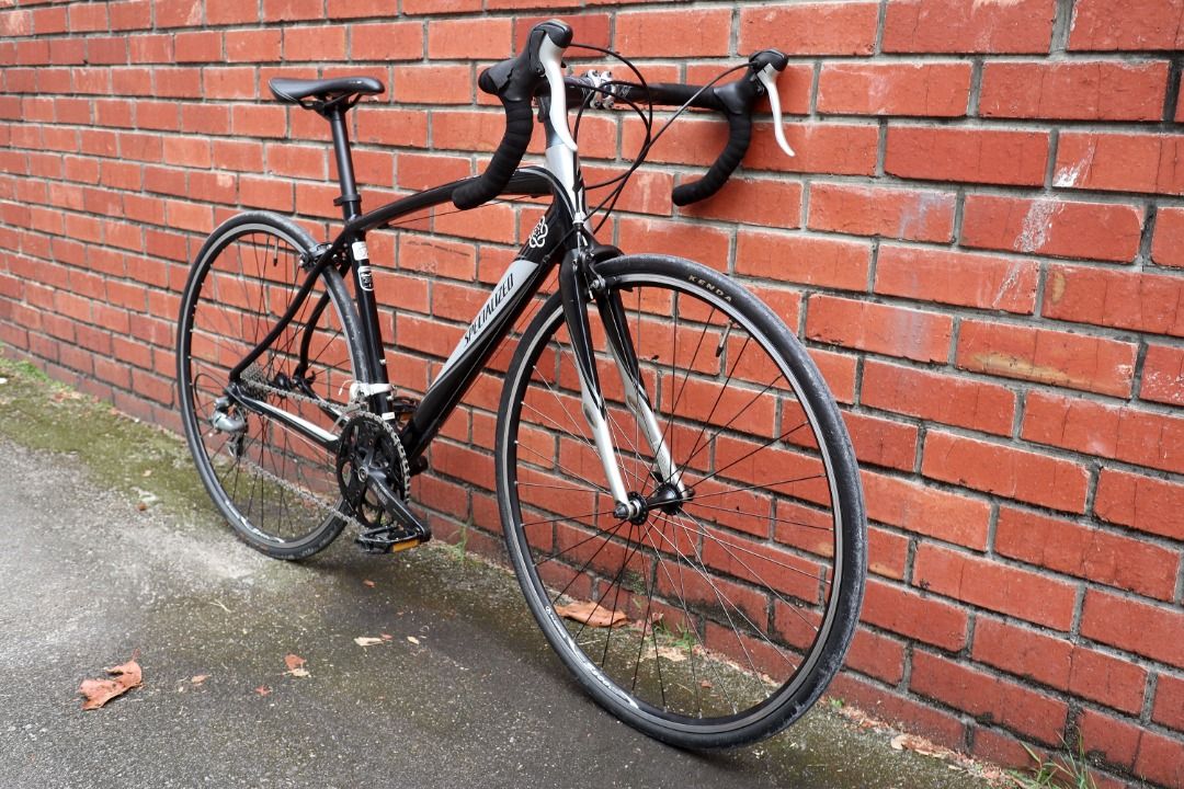 Specialized Secteur Sport Compact Road Bike