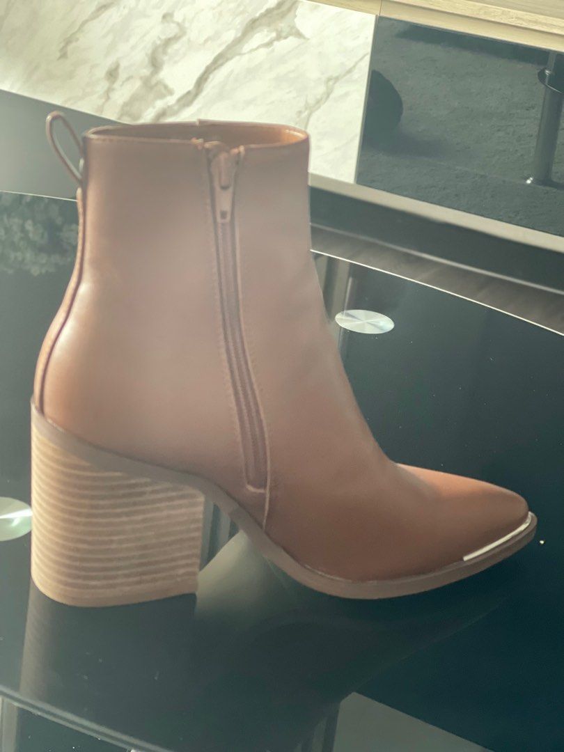 Steve Madden Boots Brand New Women s Fashion Footwear Boots on
