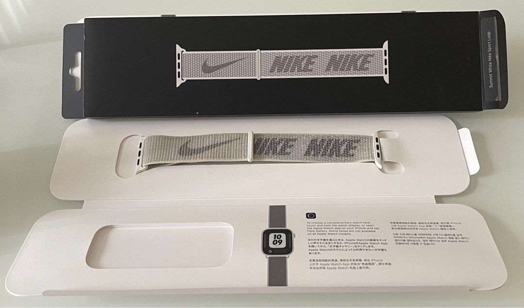 Summit white Nike sport loop Apple Watch 44 45mm Mobile Phones