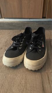(Category: ) located in . Submitted by beayuu (Listing ID 1209726732, Image 1). Description: .
