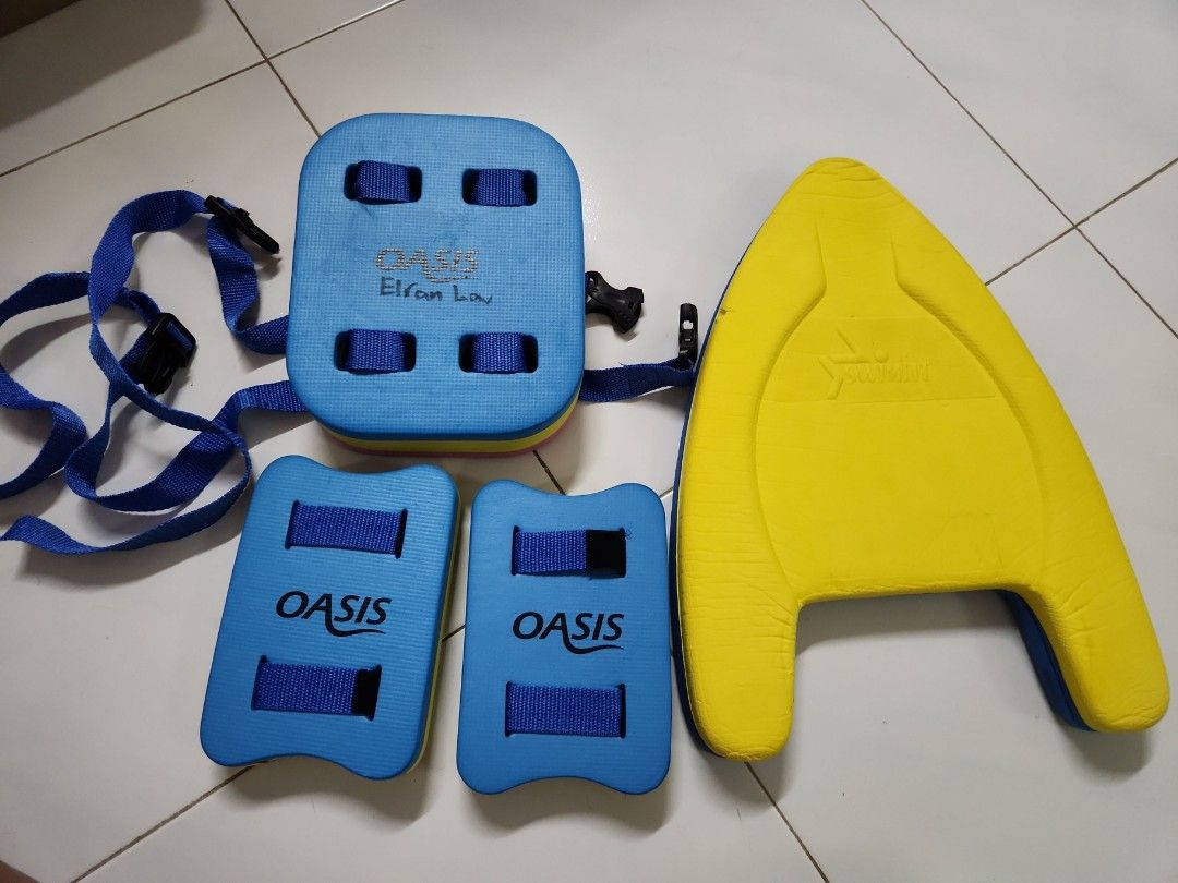 Swimming floats for children, Sports Equipment, Other Sports Equipment