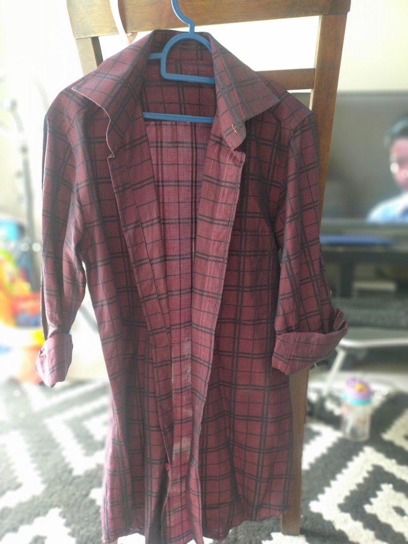 Tailor made shirt (Category: Formal Shirts) located in Seri Kembangan. Submitted by billyisgone (Listing ID 1209714708, Image 1). Description: tailor made shirt linen size S. like new.
