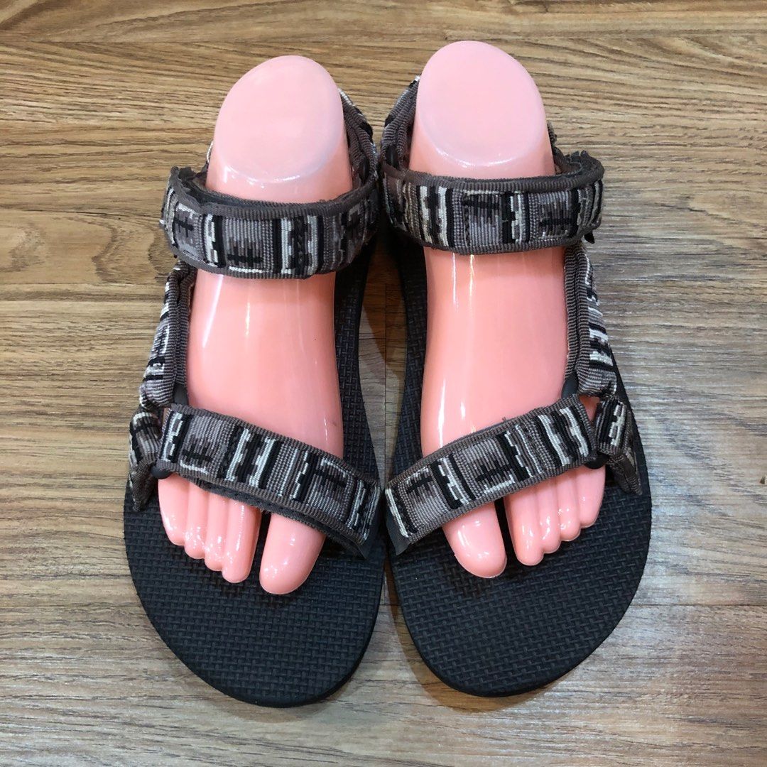 Teva size on sale 15