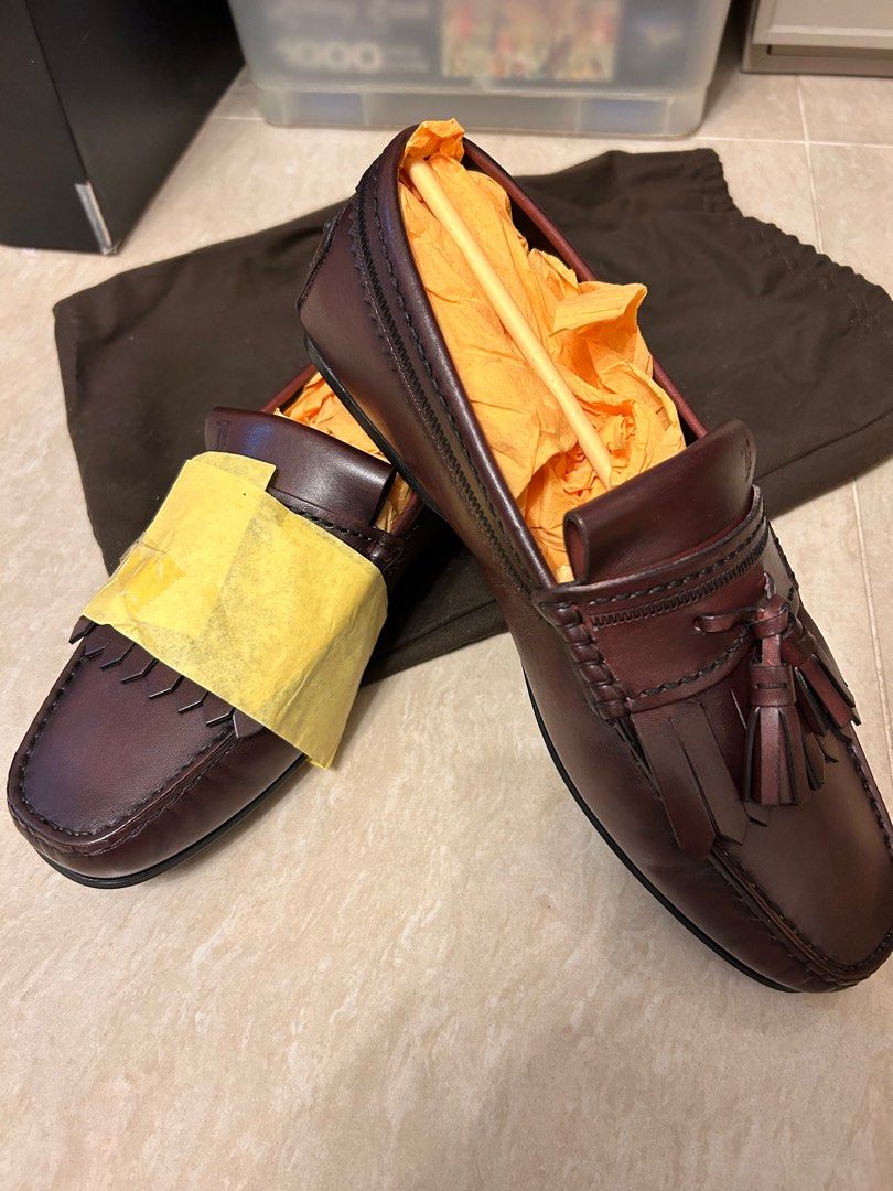Tods Gommino Driving Shoes in Leather Men s Fashion Footwear