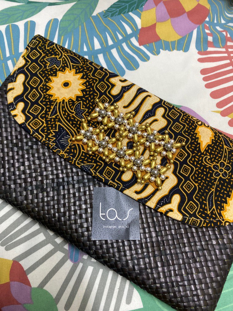 Traditional clutch from Tas KL, Women's Fashion, Bags & Wallets, Clutches on Carousell