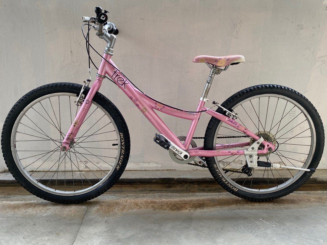 Trek mt200 girl sales pink