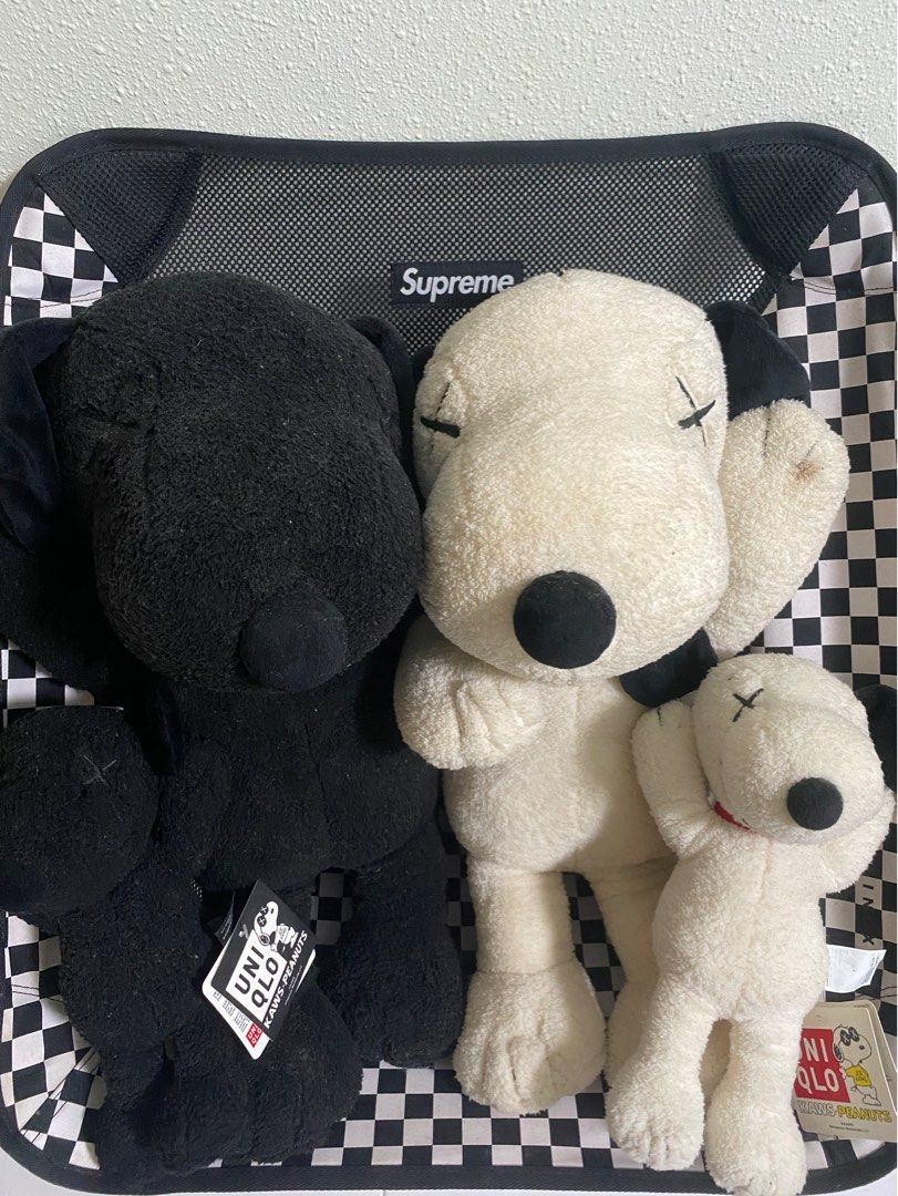 Uniqlo Peanuts x Kaws Snoopy, Hobbies & Toys, Toys & Games on Carousell