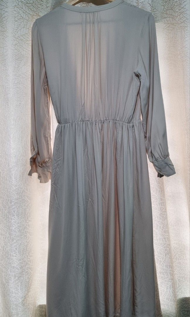 uniqlo rayon long sleeve wrap dress Uniqlo Rayon Navy Blue Wrap Dress, Women's Fashion, Dresses & Sets, Dresses on Carousell