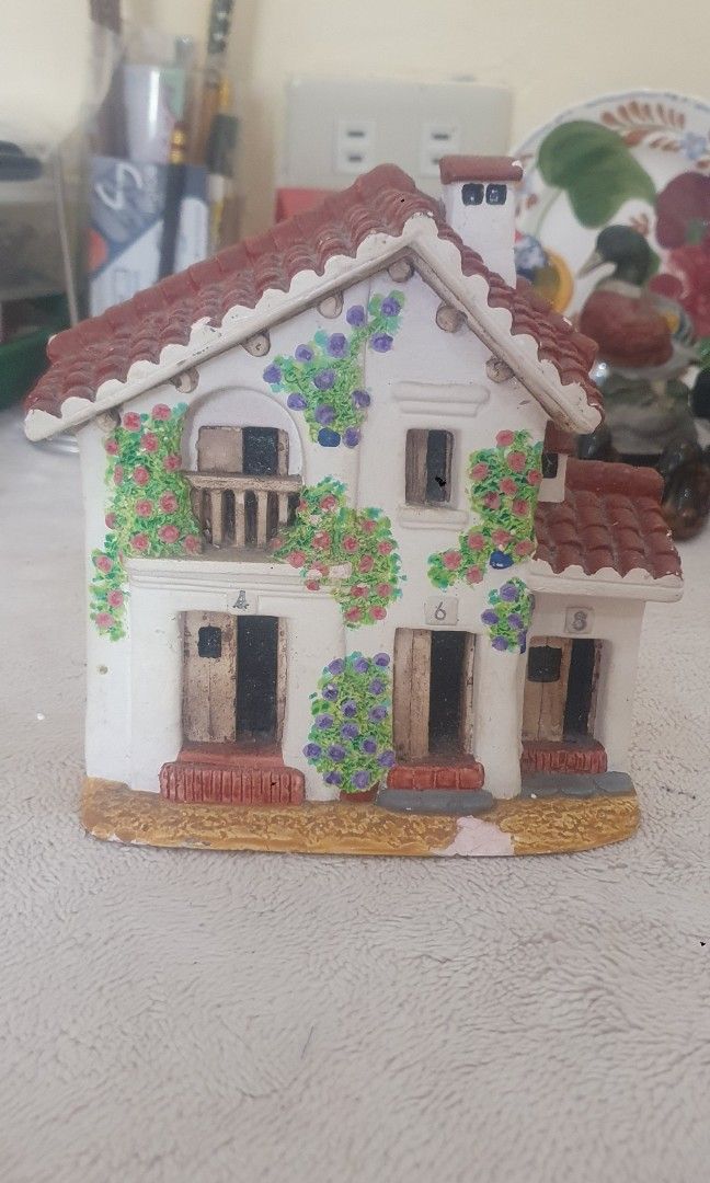 Vintage House wall decor, Furniture & Home Living, Home Decor, Wall