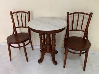 Vintage Marble Table Top and Chairs