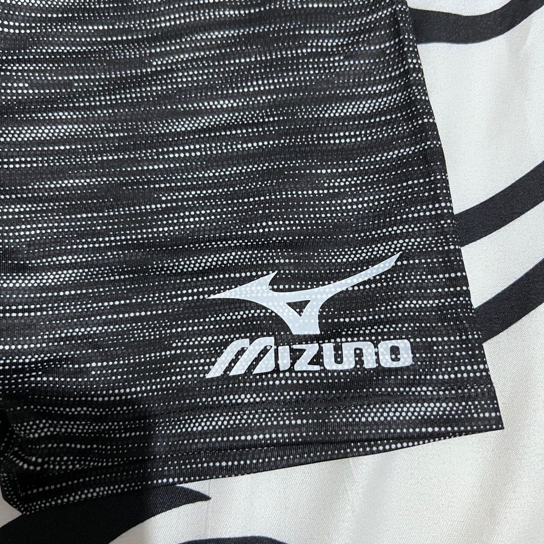 VOLLEYBALL SPANDEX SHORTS, Women's Fashion, Activewear on Carousell