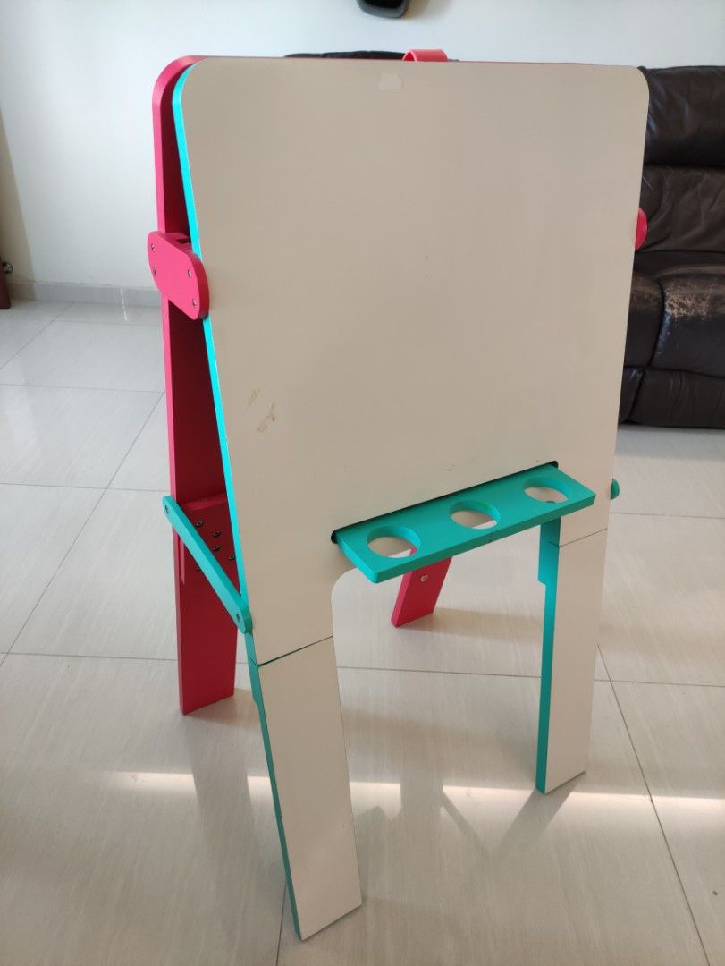 Wooden Art Easel Early Learning Centre, Babies & Kids, Baby Nursery