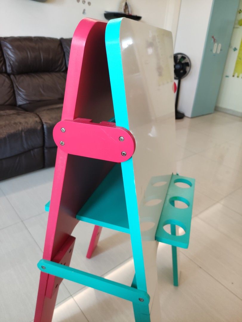 Wooden Art Easel Early Learning Centre, Babies & Kids, Baby Nursery
