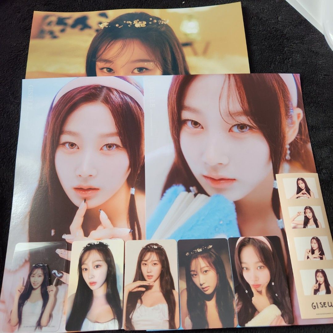 wts;; aespa season's greetings sets, Hobbies & Toys, Memorabilia