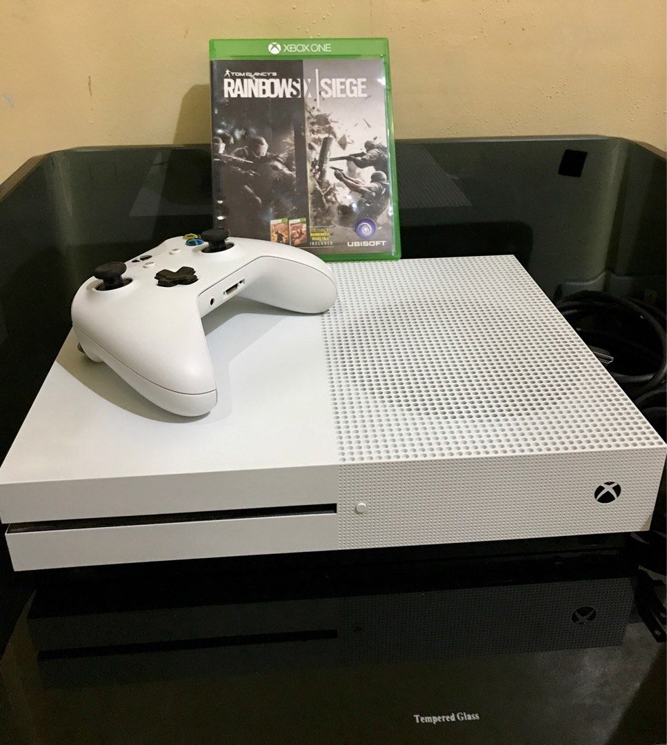 Xbox one s with game, Video Gaming, Video Game Consoles, Xbox on Carousell