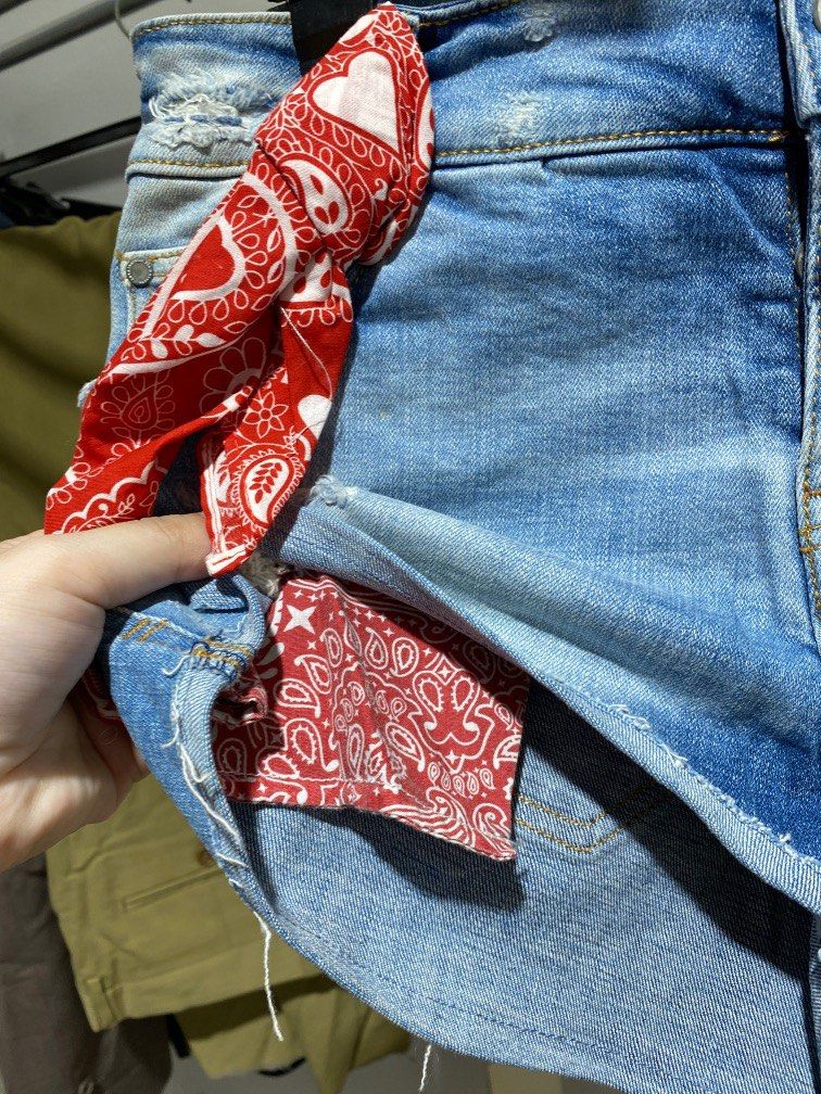 Zara denim shorts, Women's Fashion, Bottoms, Shorts on Carousell