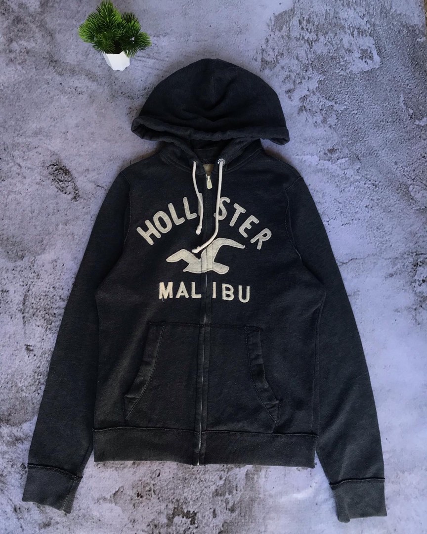 Zip Hoodie Hollister Malibu Original Second, Fesyen Pria, Pakaian , Baju Luaran di Carousell