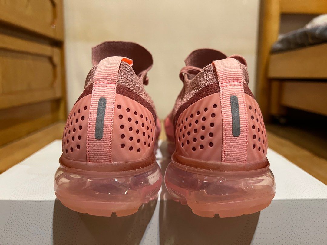 100 W Nike Air Vapormax Flyknit 2