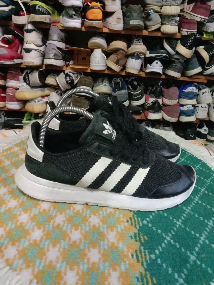 7.5 uk kasut adidas ori Men s Fashion Footwear Sneakers on