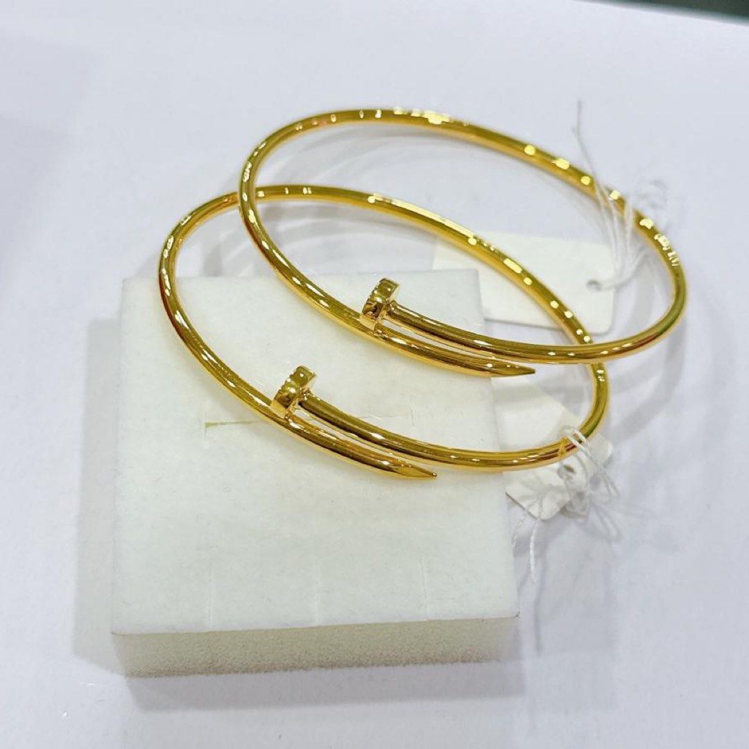 916 Gold 22K Nail Bangle