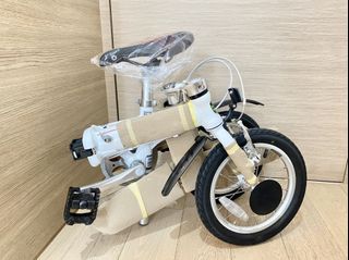 （分類：）位於 。 由 Superstation 提交（商品編號 1209920720，圖片 1）。簡介： 。
