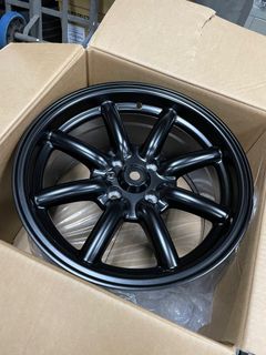 （分類：）位於 。 由 supercarket_wheels 提交（商品編號 1209984272，圖片 1）。簡介： 。