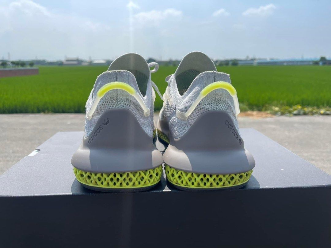 Adidas top originals 4d