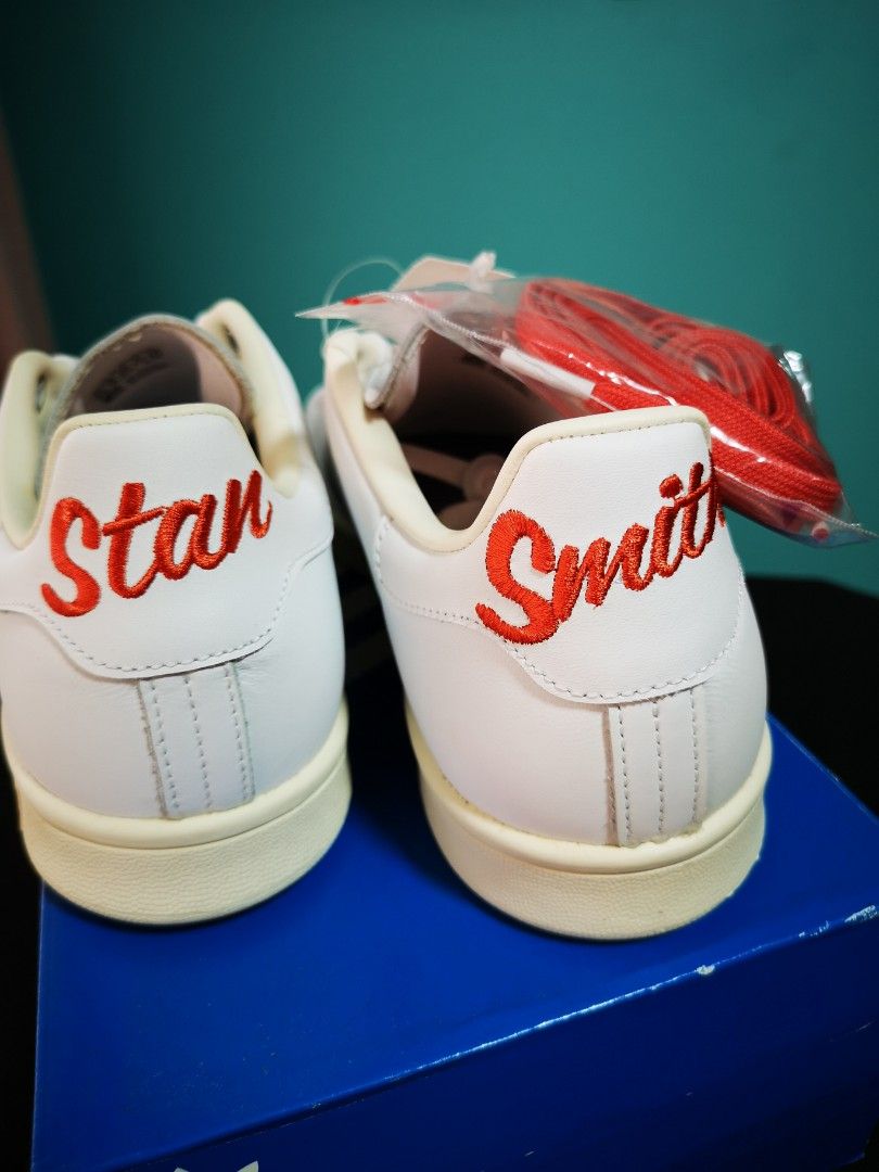 Adidas Stan Smith Script