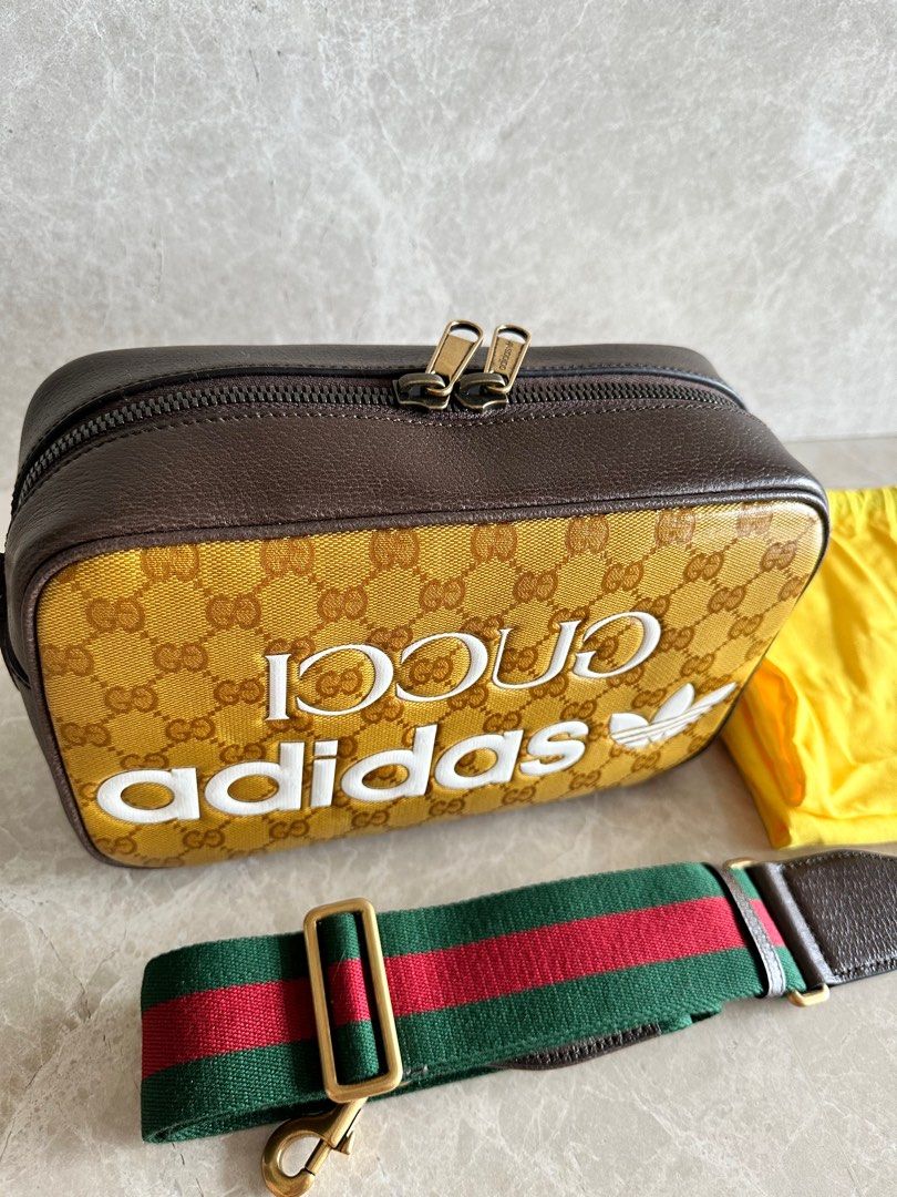 Gucci x adidas Small Shoulder Bag Beige/Brown in Leather with Gold