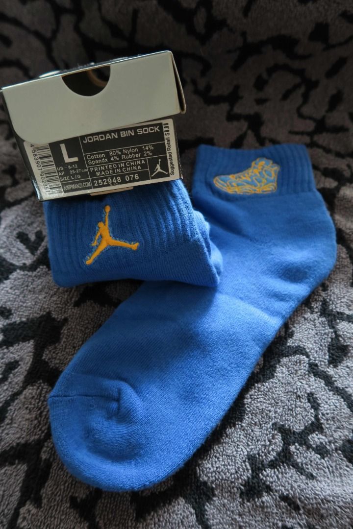Royal blue jordan socks clearance