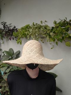 Aldracil – Topi Pantai Anyaman Dewasa Remaja AP57 Beige Minus Bucket Unik Second Preloved Thrift Hat