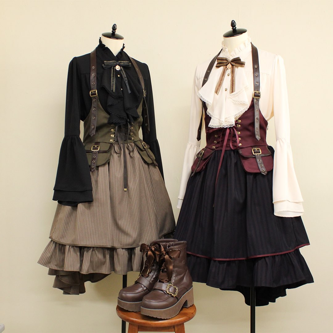 Amavel steampunk set 黑色, 女裝, 連身裙& 套裝, 連身裙- Carousell