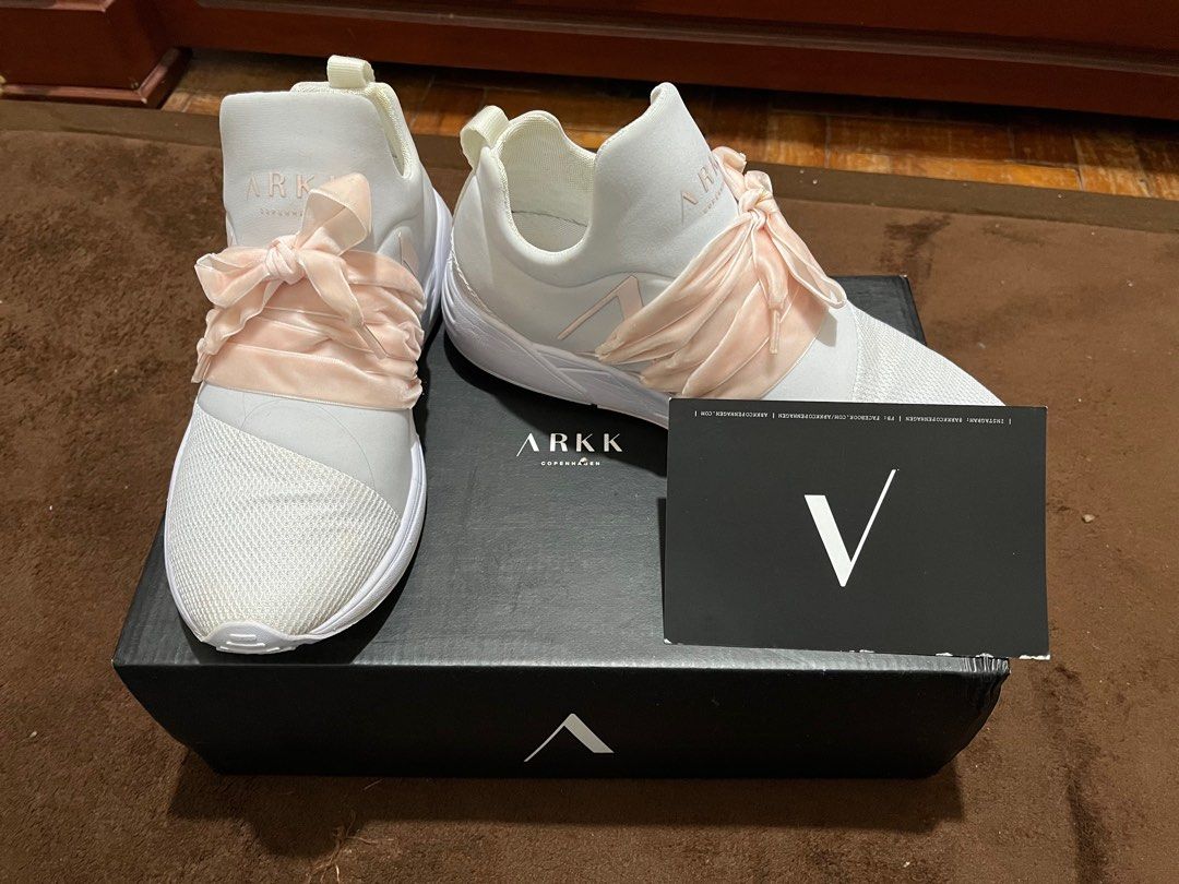 ARKK Copenhagen Raven Mesh (Category: Sneakers) located in Manila. Submitted by personals (Listing ID 1209903662, Image 1). Description: ARKK Copenhagen in Raven Mesh white Soft Rose. This is Authentic!!! Bought this from Zeus online store for Php 5495. Size: womens U.S 6, 23CM Didnt use this that much. Sole is intact with NO drag marks. Still comes with box. It just needs cleaning. .