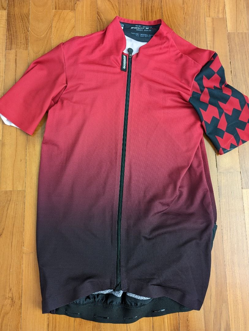 ウェア ASSOS EQUIPE RS PROF SERIES hq720.jpg?sqp=-