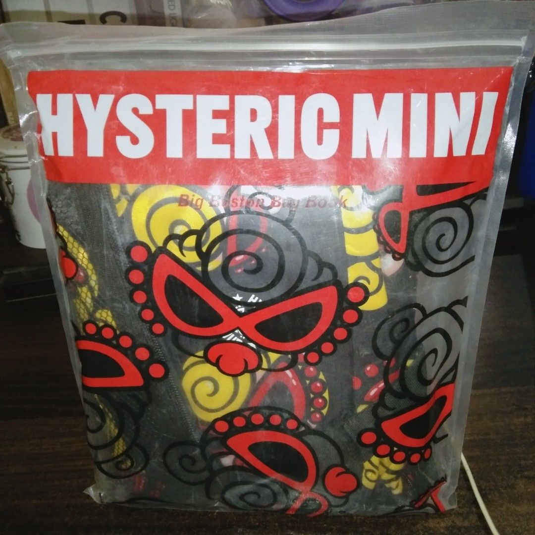 Authentic Japan Hysteric Mini Big Boston Bag Book (Category: Luxury Bags & Wallets) located in Rizal. Submitted by TheSweetSpotShoppe (Listing ID 1209958729, Image 2). Description: • Authentic Japan Hysteric Mini big boston bag book.