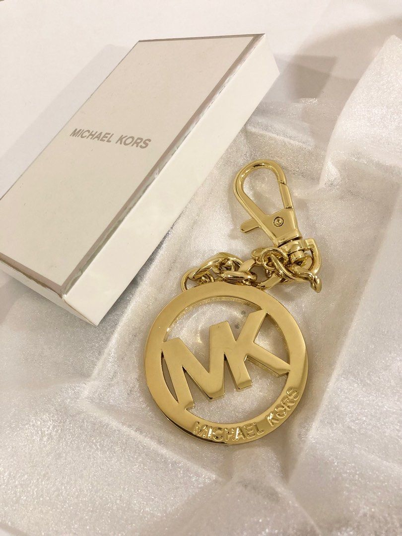 Authentic Michael Kors Charm Key Holder Keychain, Luxury, Accessories on  Carousell