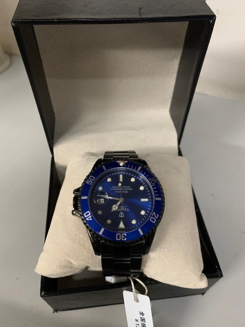 Automatic watch (Category: Watches) located in Singapore. Submitted by Jackrose (Listing ID 1209999540, Image 2). Description: Brand new unisex watch. From gift 🎁 .