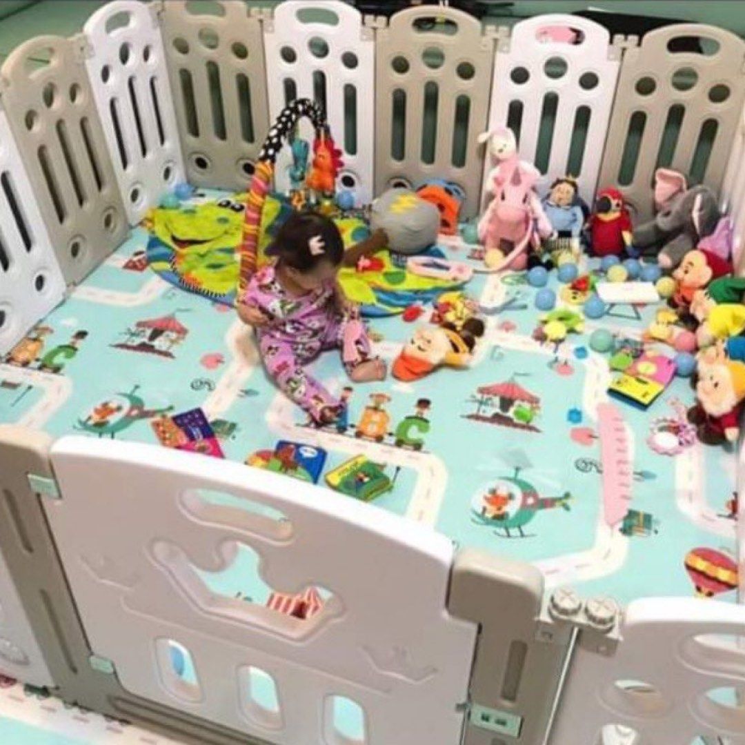 Big Baby Folding Playpen w/ Playmat Balls and Ring, Babies & Kids, Baby