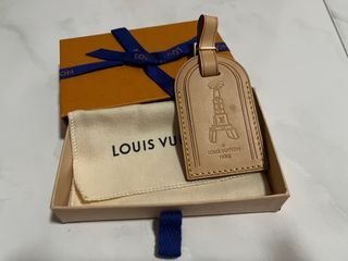 Louis Vuitton leather Luggage Tag With Hot Stamp Letter K