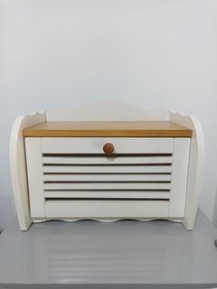 Box Multifungsi