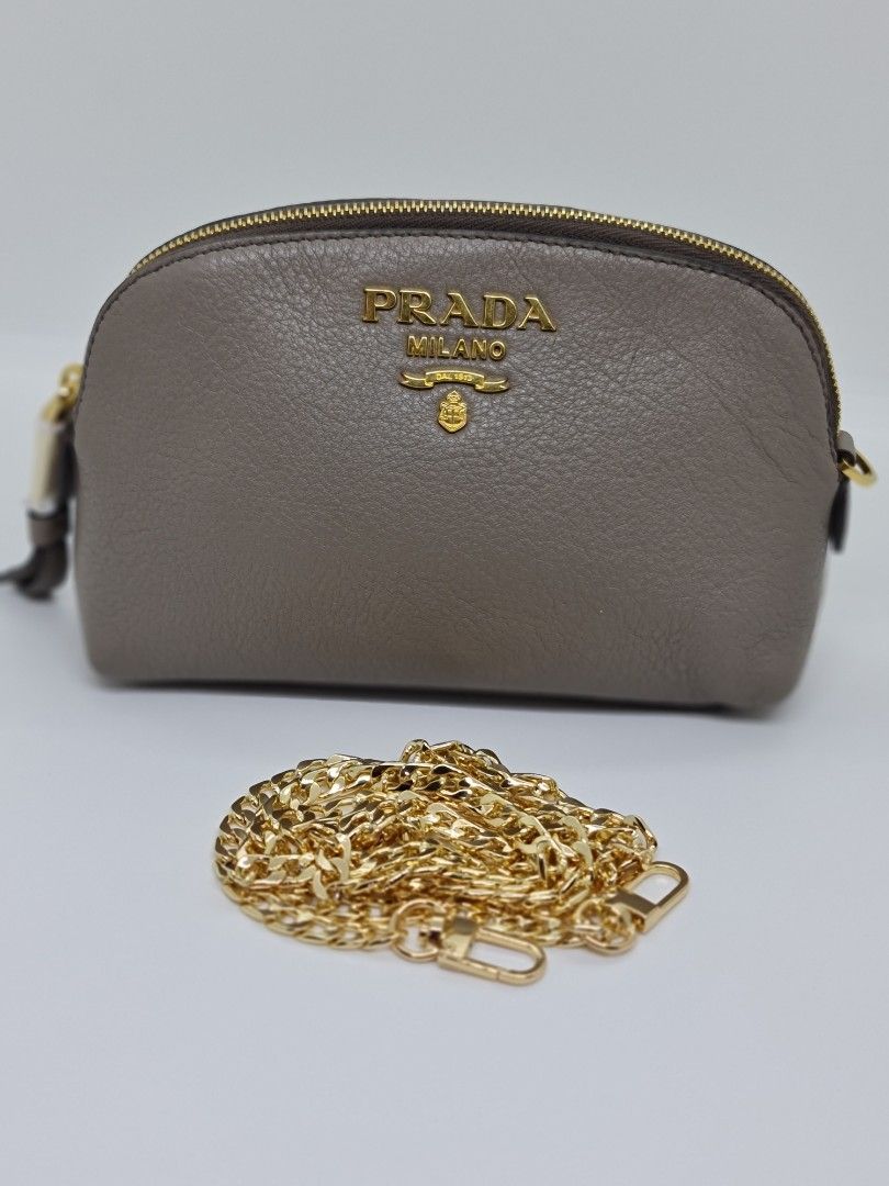Prada leather 2025 cosmetic bag