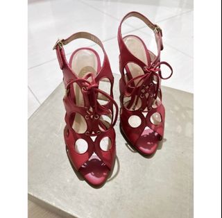 (Kategori: ) berada di . Dikirim oleh blessedboutique18 (ID iklan 1210018494, Gambar 1). Deskripsi: .