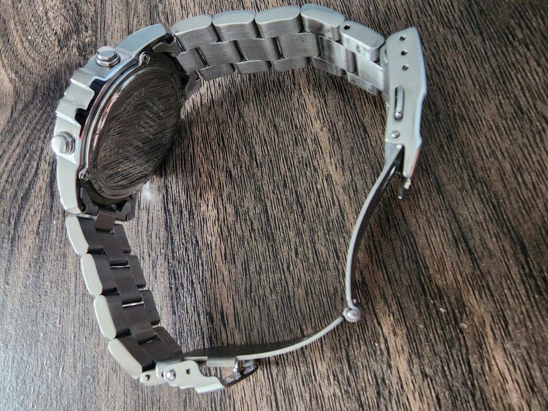 Casio Pathfinder, Men's Fashion, Watches & Accessories, Watches on ...