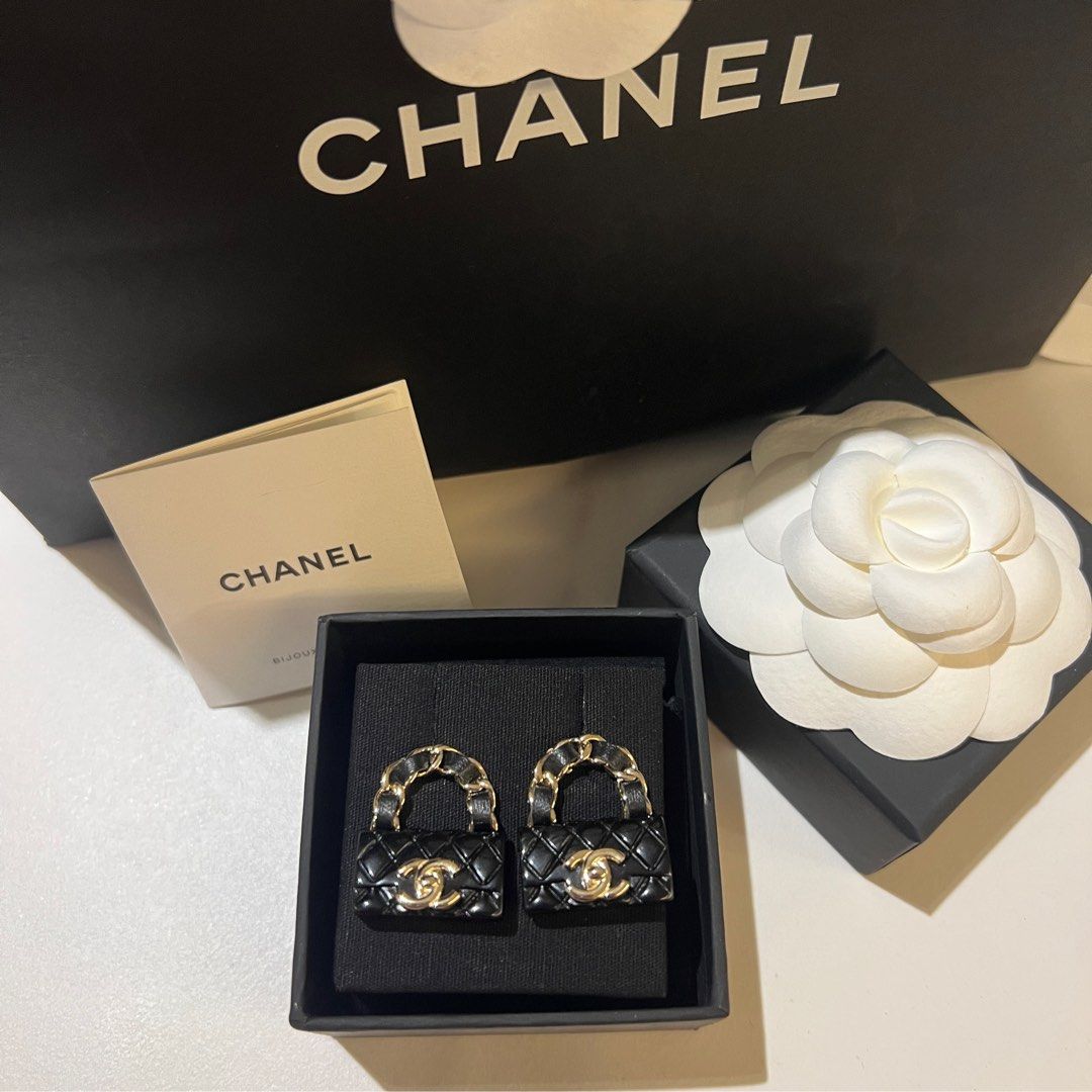 Chanel earrings, Women's Fashion, Jewelry & Organisers, Earrings on  Carousell